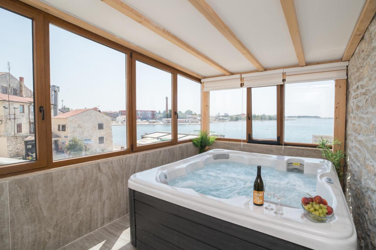 Luxury Villa Christian ウマグ エクステリア 写真